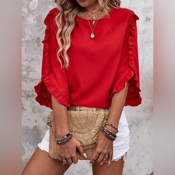 Woman top with ruffles - Picture 1 of 5